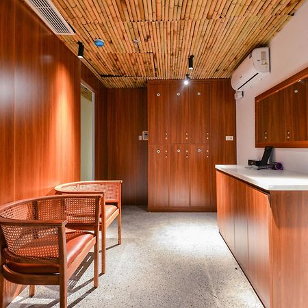 22Land Hotel & Residence Ханой Экстерьер фото